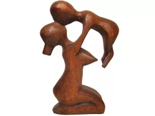 Rzeźba Matka z Dzieckiem drewno 10cm Rękodzieło