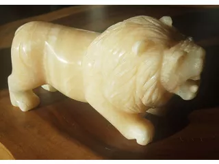 Elegancka Rzeźba Lwa Minerał ONYKS Kamienna Lew 23cm, 3,6kg