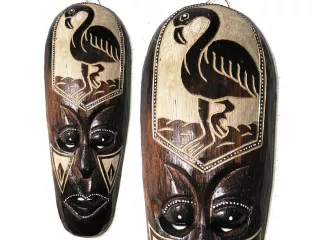 Rzeźba Maska z Drewna Etniczna z Flamingiem 30cm