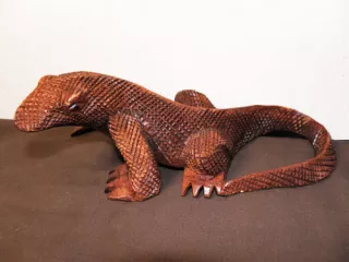 Figurka, Rzeźba Drewno Suar WARAN Rękodzieło 20cm