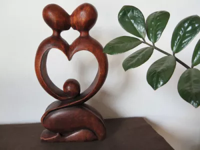 Piękna RZEŹBA Miłosna Pocałunek 40cm Super Prezent