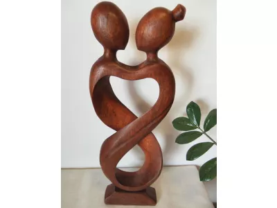 Piękna RZEŹBA Miłosna Pocałunek 30cm Super Prezent