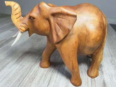 Rzeźba Figurka SŁOŃ Drewno Suar Rękodzieło 30x20cm